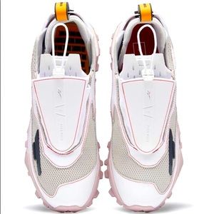 Pyre Moss Trail Fury Mesh and faux leather